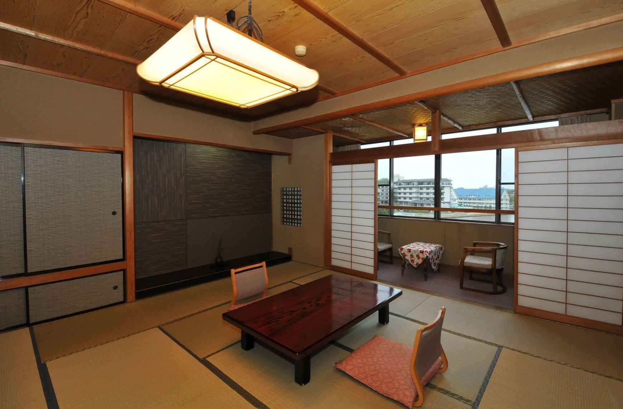 湖畔の宿　森本 加賀市 エクステリア 写真